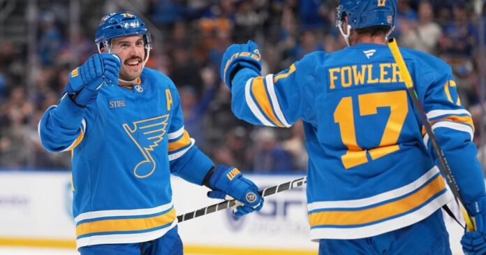 Mailloux, Luff get first goals of season as Blues beat rival Blackhawks 3-2