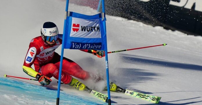 Austrian skier Stefan Brennsteiner leads 1st run of World Cup giant slalom in Val d’Isere