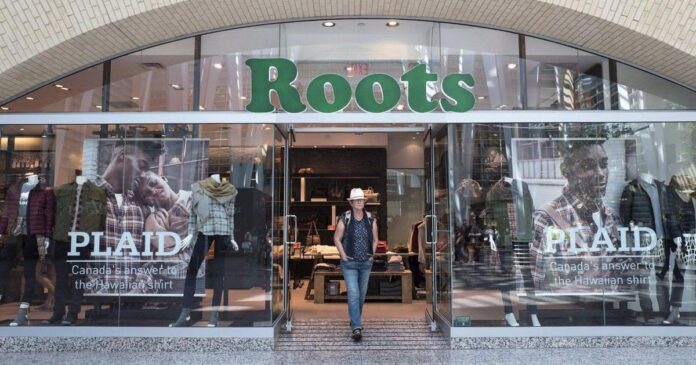 Shoppers continue to look for deals this holiday season: Roots CEO