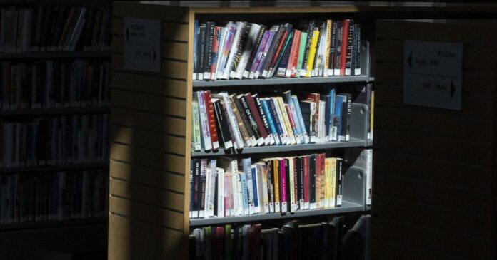 Libraries say budget proposal to end shipping program would be ‘catastrophic’