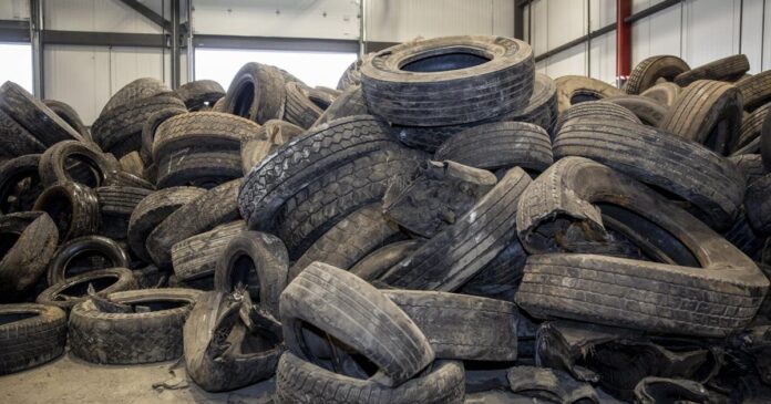 Used tires piling up in Ontario after Ford government lowers recycling targets