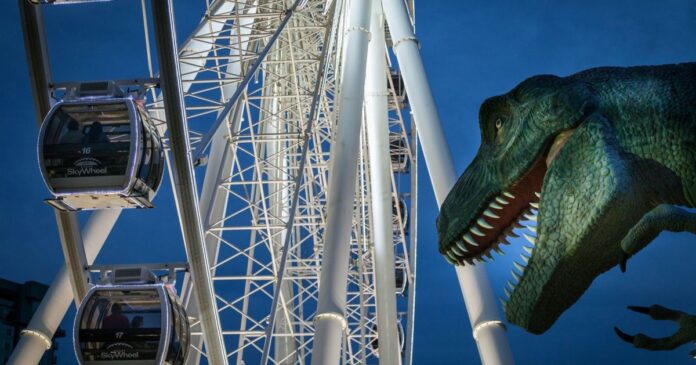 Niagara Falls could get massive new observation wheel and theme park