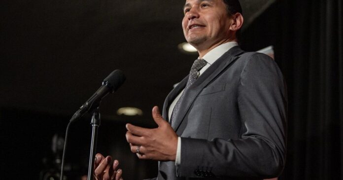 Manitoba premier plans to target ‘differential pricing’ for groceries in new year