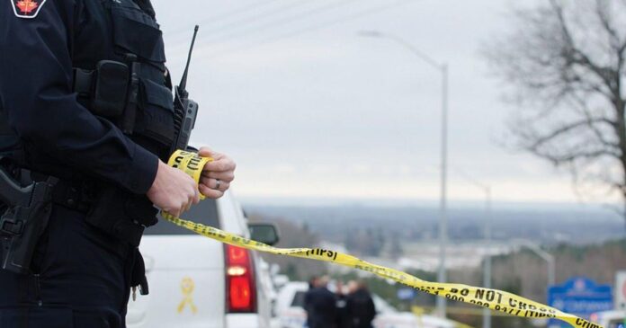 ‘Heavy’ police presence in Oshawa Tuesday morning after man dies from stab wounds