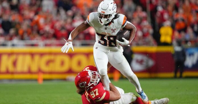 Nix’s late TD pass and stand by Broncos defense finishes off 20-13 win over Chiefs