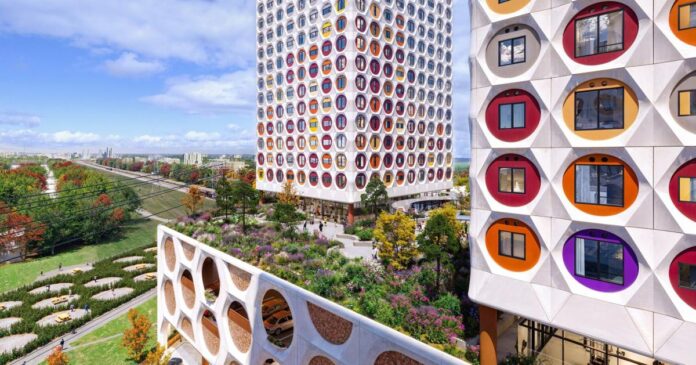 City Hall crafts Plan B for giant Scarborough co-op after multimillion dollar land sale to help bankroll it is delayed