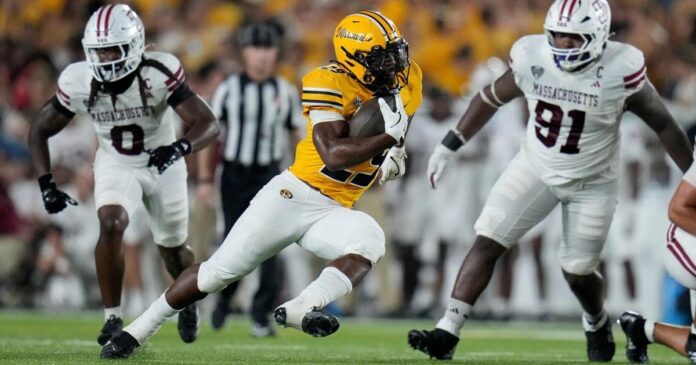 No. 20 Virginia and No. 25 Missouri are trying to make history at the Gator Bowl