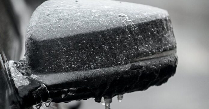 Bouts of freezing rain and blowing snow headed for Atlantic region Monday morning