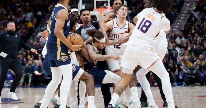NBA suspends Alvarado and Williams for fight during Pelicans-Suns game