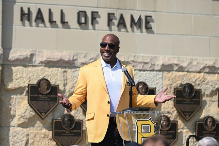 Absent an outright ban, it makes no sense to keep Barry Bonds out of baseball’s Hall of Fame