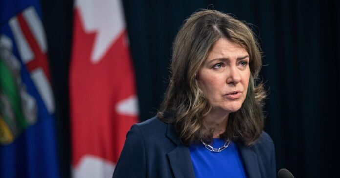 Alberta government panel calls to ditch RCMP, hold referendum to quit CPP