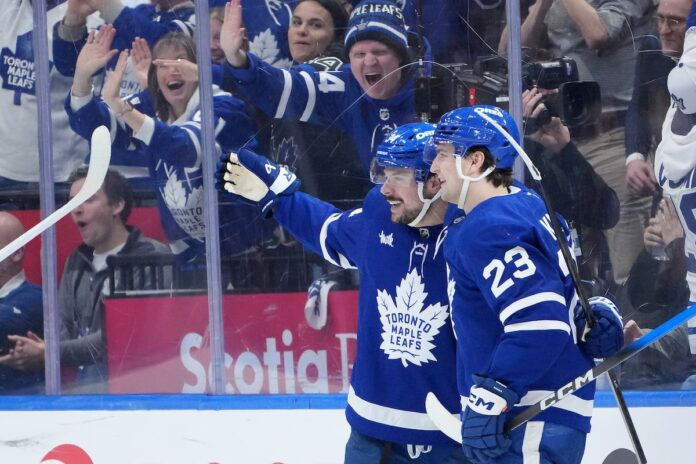 Maple Leafs happy to eke out win over Blackhawks, but know consistency is key