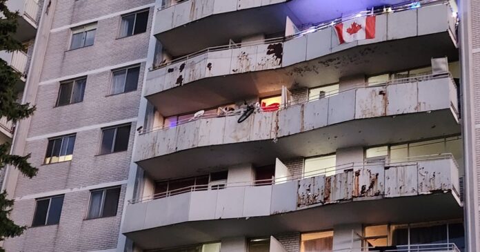 Tenants file claims over unsafe living conditions at notorious Toronto apartment