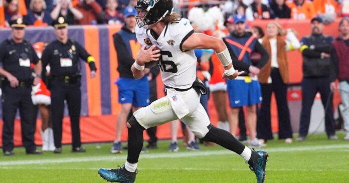 Trevor Lawrence’s 4 TDs propel Jaguars past Broncos 34-20, ending Denver’s 11-game winning streak