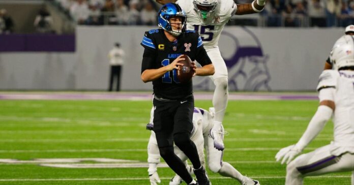 Vikings eliminate Lions with defense-dominating 23-10 victory, racking up 6 turnovers and 5 sacks