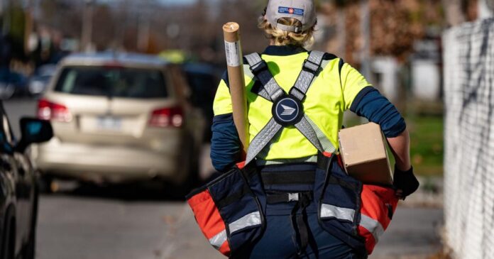 Here's why we need Canada Post door-to-door delivery — for the good of society