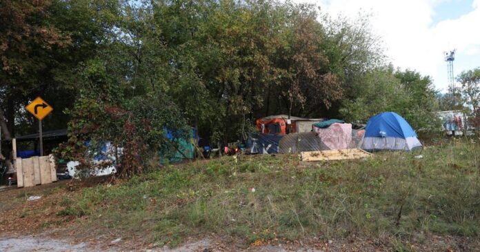 Nearly 85,000 people homeless in Ontario, up 8 per cent in one year: report