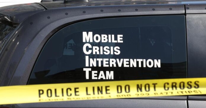 Toronto police say no decision made to ‘sunset’ mental health crisis teams