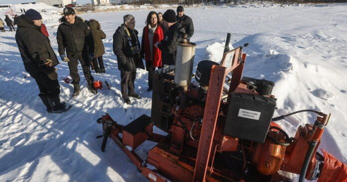 Manitoba First Nation urges province to address hotel space for evacuees