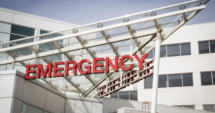 Alberta doctors say leadership lacking amid crisis of overcrowding in hospitals