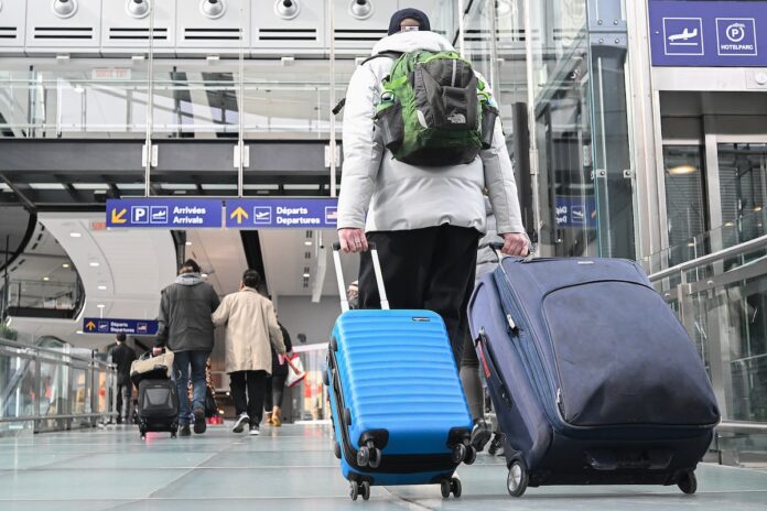 Canadians worried about Caribbean travel plans after U.S. attack on Venezuela