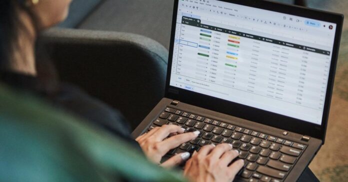 Remote work option ending for thousands of public, private sector workers in 2026